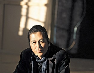 Byung-Chul Han: "Hoy nos sometemos voluntariamente a la autoexplotación hasta colapsarnos"