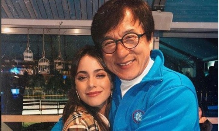 Martina Stoessel junto a Jackie Chan (Instagram).