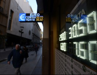 En el arranque de la semana, el dólar bajó y quedó en $30,38