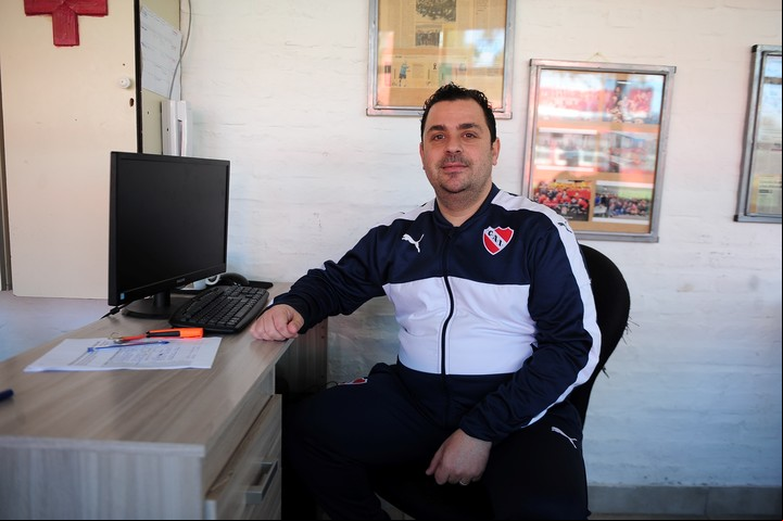 Fernando Laungenauer, responsable de las inferiores de Independiente. Foto: Jorge Sánchez.