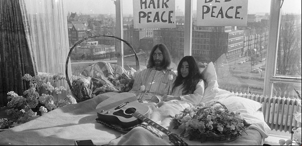 La última comida que probaron  famosos como Hitler, Marilyn, Hendrix, Elvis, Lennon y Lady Di