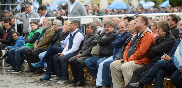 El PJ bonaerense, los K, gremios y organizaciones sociales marcharán juntos contra el Presupuesto