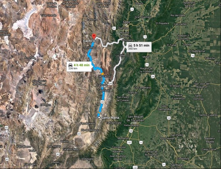 Por la ruta 40 entre Santa María y Cachi, por los colores de los Valles Calchaquíes.
