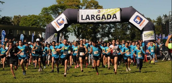 Una carrera mostró por dentro el Colegio Militar y sumergió a miles de runners en agua y barro