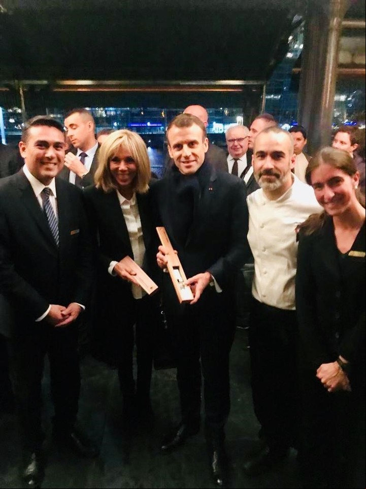 Emmanuel Macron jantou no bairro de Puerto Madero.