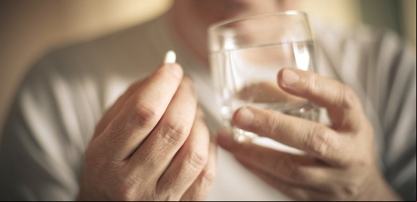 "Tomate una pastillita": el pensamiento mágico detrás del consumo de psicofármacos sin indicación