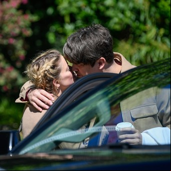 La ex mujer de Johnny Depp, Amber Heard, se puso de novia con el director de cine argentino Andy Muschietti