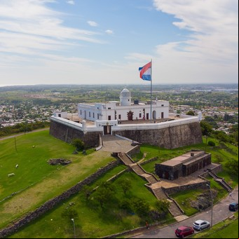 El Cerro, una postal única de Montevideo