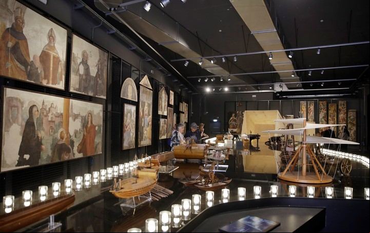 Inventos de Da Vinci en el Museo Nacional de la Ciencia y Tecnología de Milan, Italia (foto de Luca Bruno / AP).