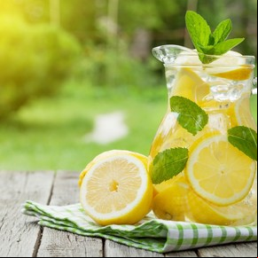 Limonada con yerba mate
