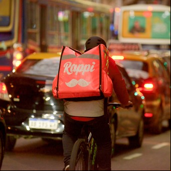 Las apps de delivery buscan repartidores: qué piden y cuánto se puede ganar por mes