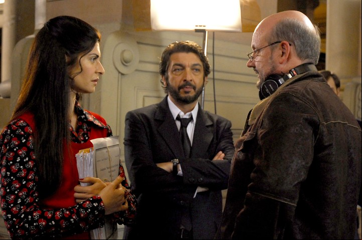 Ricardo Darín y Soledad Villamil escuchan al director durante el rodaje. Ya habían trabajado con él en "El mismo amor, la misma lluvia".