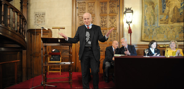 El discurso que dio Hugo Beccacece en la Academia de Letras, completo