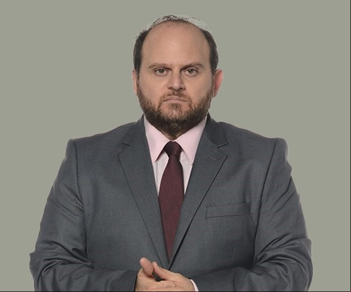 Alan Sabbagh. El actor compone a Gerardo Mancuso, en Pequeñas Victorias (Telefe).