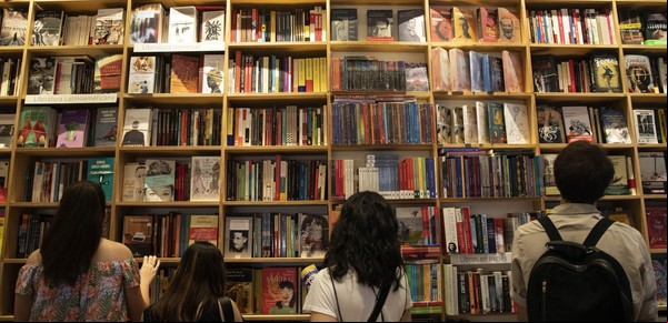 Ficciones para ganarle al encierro: seis libros imperdibles publicados este mes