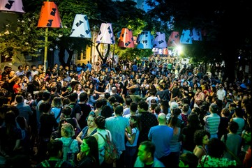 FIBA 2020: La ciudad como escenario
