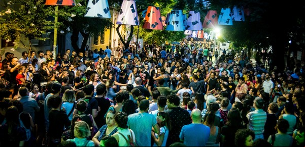 FIBA 2020: La ciudad como escenario