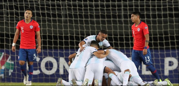 Argentina venció a Chile y quedó líder de su grupo en el Preolímpico Sub 23