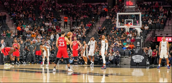 Murió Kobe Bryant: el homenaje a la estrella en las canchas de la NBA