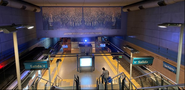 Vagón de lectores: una convocatoria para que la gente comparta un viaje leyendo en el subte A