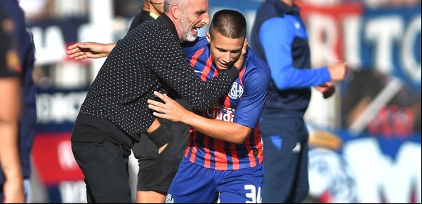 Monarriz: "Jugar contra Vélez con uno menos es un asesinato"