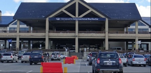 Trata de personas: 14 detenidos en operativos sorpresa en los aeropuertos de Bariloche y Buenos Aires