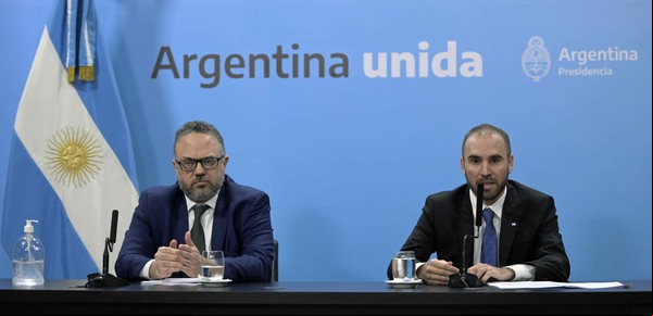 El Gobierno anuncia la baja temporal de las retenciones a la soja para acelerar el ingreso de dólares