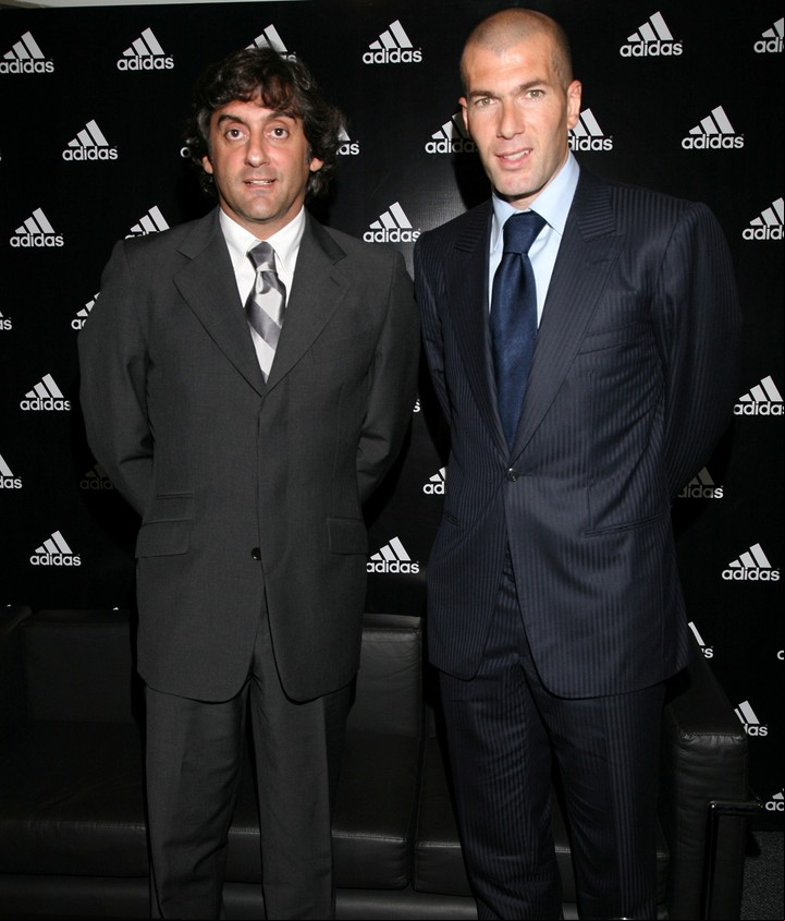 scoli y Zidane, mano a mano en un evento de Adidas.