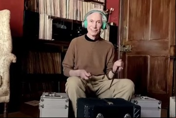 Murió Charlie Watts: la obsesión del baterista por dibujar camas de hoteles