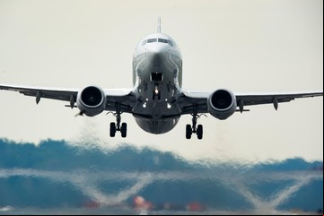 Un avión aterrizó de emergencia en Nueva York por un pasajero con "problemas de micción": ¿Qué es esto?