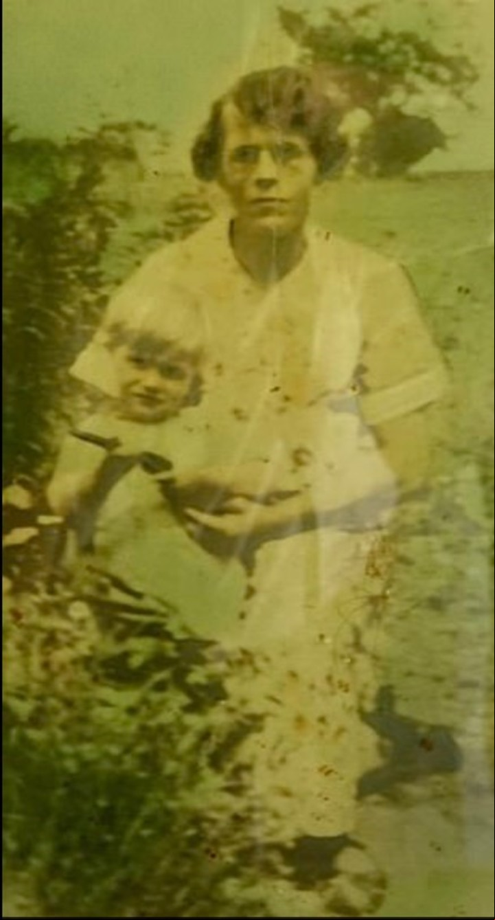 La madre de Cole, Rosa, que murió a los 69 años en 1958.