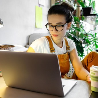 Cómo buscar trabajo por Internet: las 10 mejores páginas para cargar el currículum y conseguir empleo