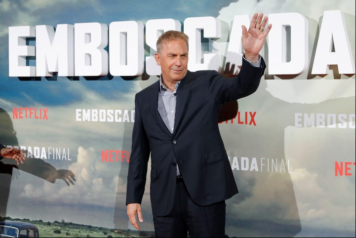 Costner durante la presentación de la película "Emboscada final". (EFE)