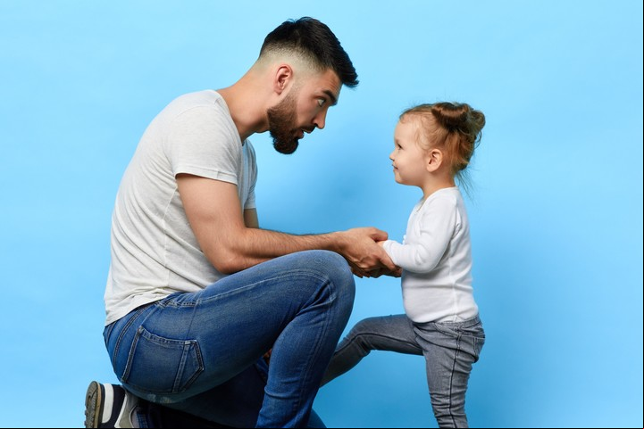 Para enseñarle a un niño a calmarse, los adultos necesitamos poder hacerlo. 
Foto: Shutterstock.