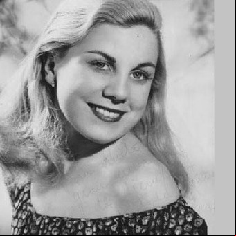 La emocionante historia de Aurora del Mar, pionera del radioteatro que celebra los 100 años de la radio