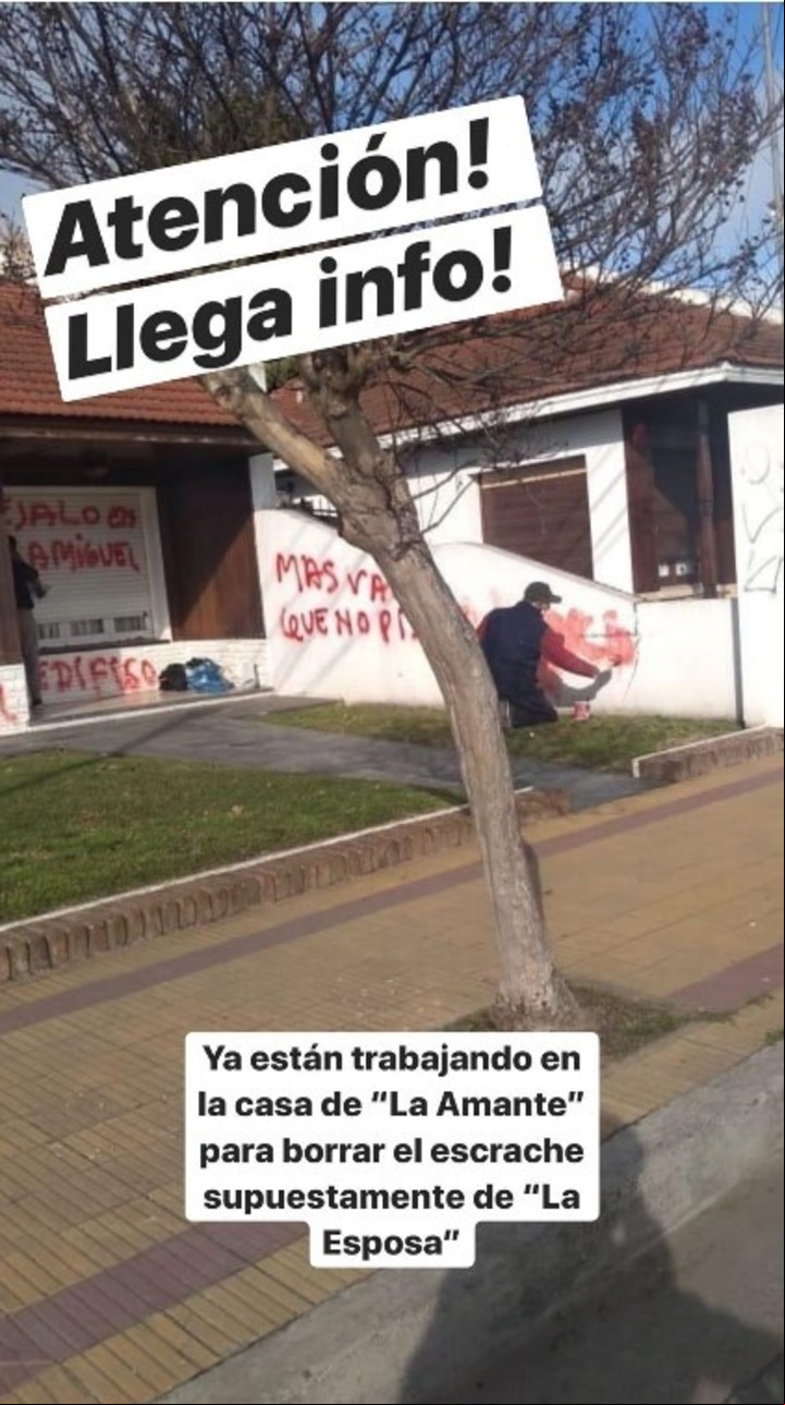 El escándalo se viralizó y toda la ciudad transformó la casa de la abogada en una visita turística obligada. Tarde muchachos. La letrada procedió a llamar a un equipo de pintores que dejó paredes, rejas y persianas como nuevas.