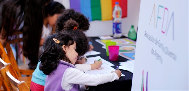 Familias diversas: un estudio revela que falta información y diálogo en las escuelas