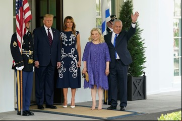 Emiratos, Israel y Bahrein firmaron un histórico acuerdo en la Casa Blanca, en un show electoral para Trump