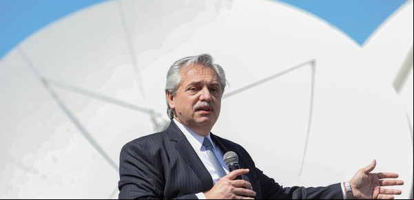 Con una inversión de US$ 250 millones lanzan la construcción de un cuarto satélite
