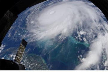 La disputa entre los cosmonautas y terraplanistas por las fotos tomadas desde el espacio