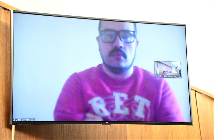 Ariel Máximo "Guille" Cantero, en uno de los juicios que siguió vía Zoom desde el penal de Marcos Paz. Foto: JUAN JOSE GARCIA.