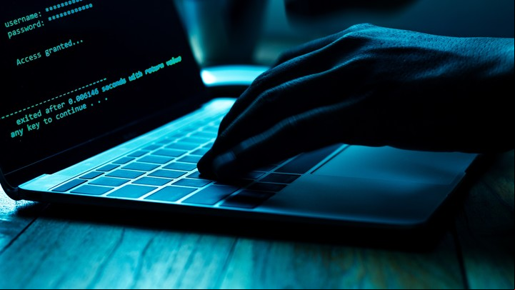 Si se detecta una irregularidad en la cuenta, ar a Mercado Libre a través de la app o la web para recibir ayuda o hacer una denuncia. Foto: Shutterstock