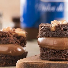 Mini alfajores de brownie