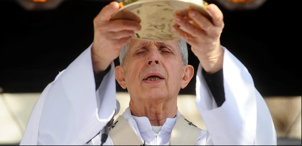 El arzobispo Poli en Luján pidió a la Virgen "paz para los argentinos"