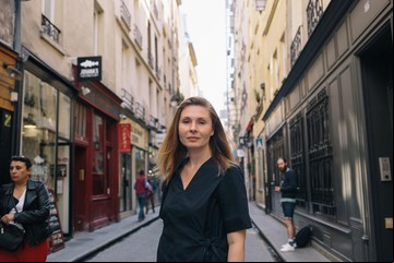 Tatiana Tibuleac y una música incómoda en un barrio obrero