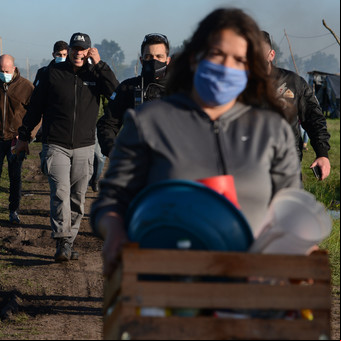 Las fotos del desalojo de la toma de tierras en Guernica