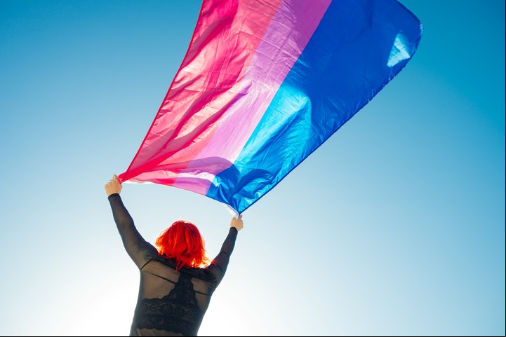 Bandera del orgullo bisexual. Foto: ilustración Foto: ilustración Shutterstock.