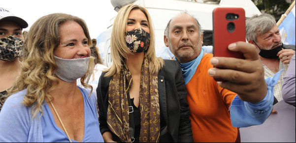Encuesta llamativa: midieron la imagen de Viviana Canosa contra Elisa Carrió, Milagro Sala y Verónica Magario