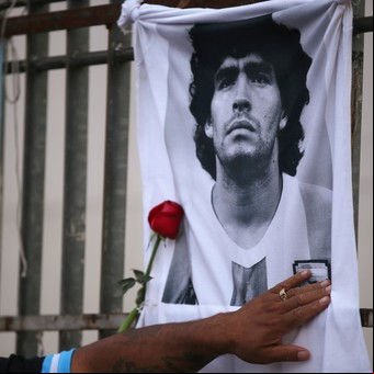 Una empresa de Matías Morla es la propietaria de todas las marcas Maradona y no piensa cederlas