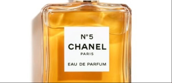 El perfume más fetichista y polémico del mundo y su increíble historia